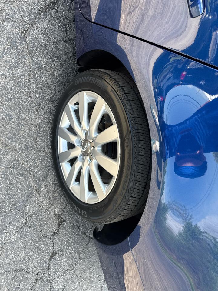 Audi A4 4dr Sdn Auto quattro 2.0T Premium 2013