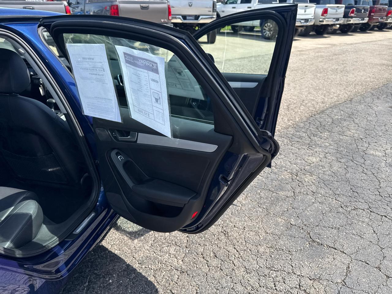 Audi A4 4dr Sdn Auto quattro 2.0T Premium 2013