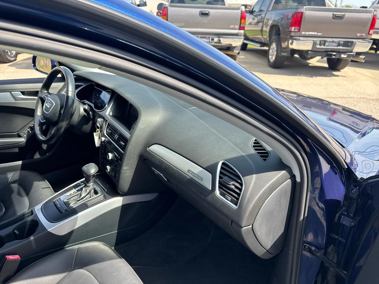 Audi A4 4dr Sdn Auto quattro 2.0T Premium 2013