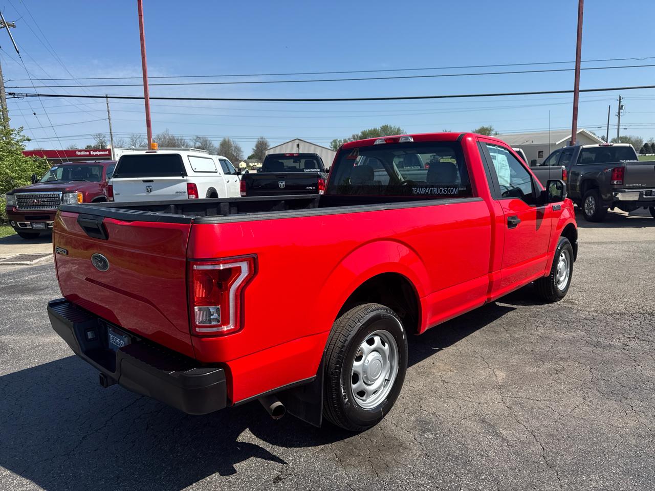 Ford F-150 XLT 2WD Reg Cab 8' Box 2017