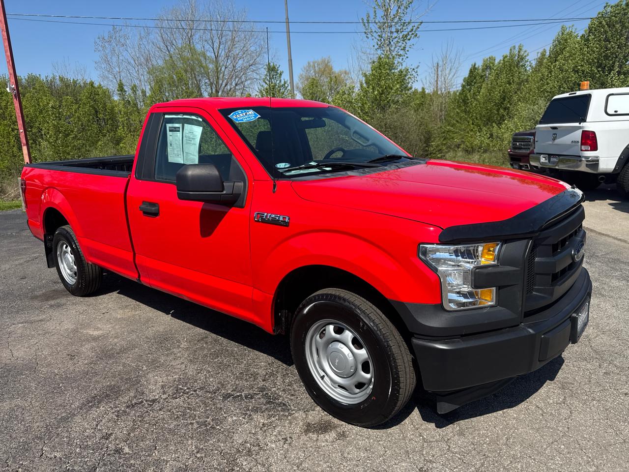 Ford F-150 XLT 2WD Reg Cab 8' Box 2017