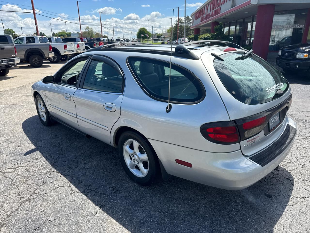 Ford Taurus 4dr Wgn SE 2000