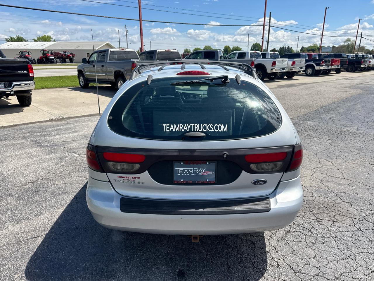 Ford Taurus 4dr Wgn SE 2000