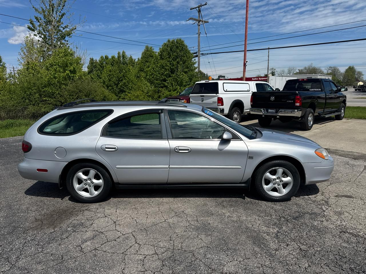 Ford Taurus 4dr Wgn SE 2000