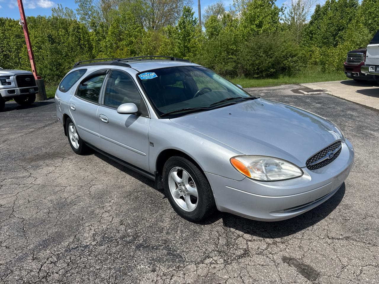 Ford Taurus 4dr Wgn SE 2000