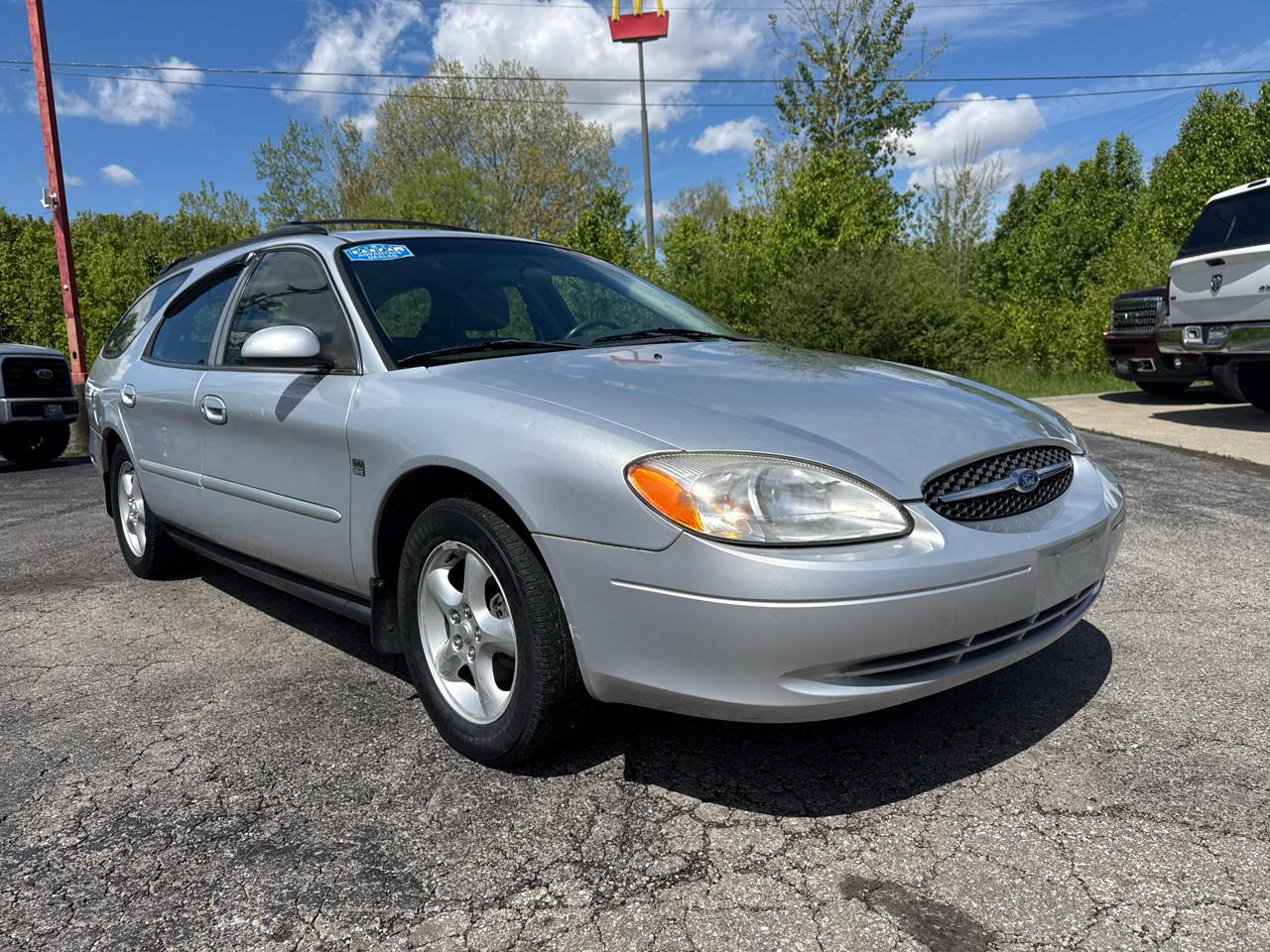 Ford Taurus 4dr Wgn SE 2000