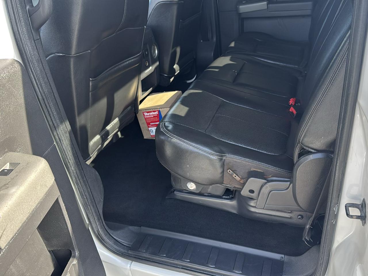 Ford Super Duty F-350 SRW 4WD Crew Cab 156" Lariat 2012