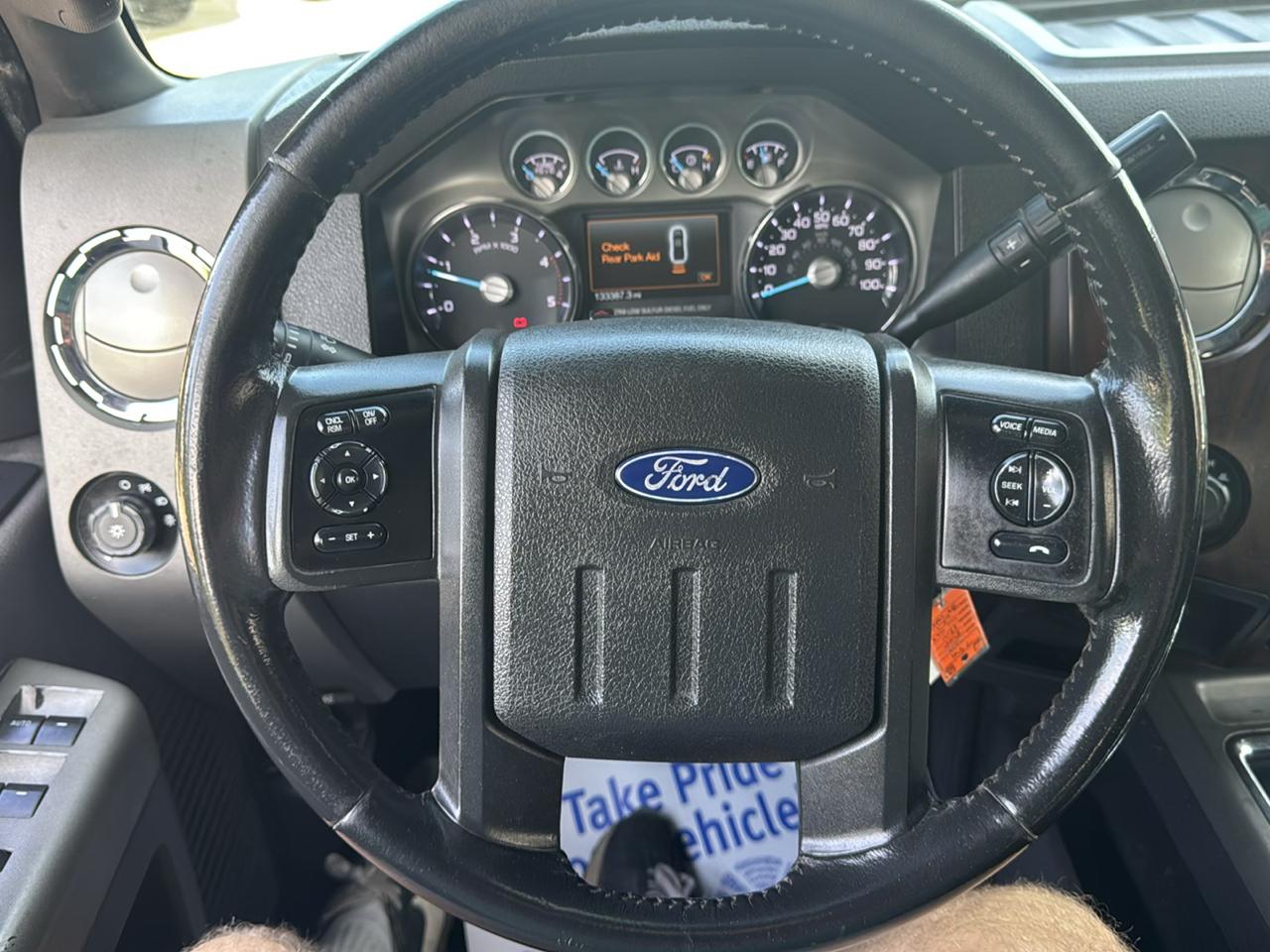 Ford Super Duty F-350 SRW 4WD Crew Cab 156" Lariat 2012