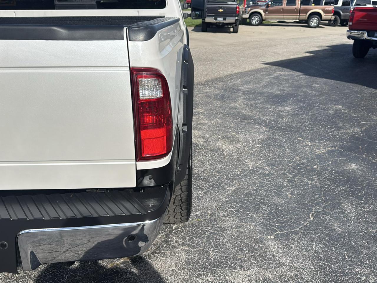 Ford Super Duty F-350 SRW 4WD Crew Cab 156" Lariat 2012