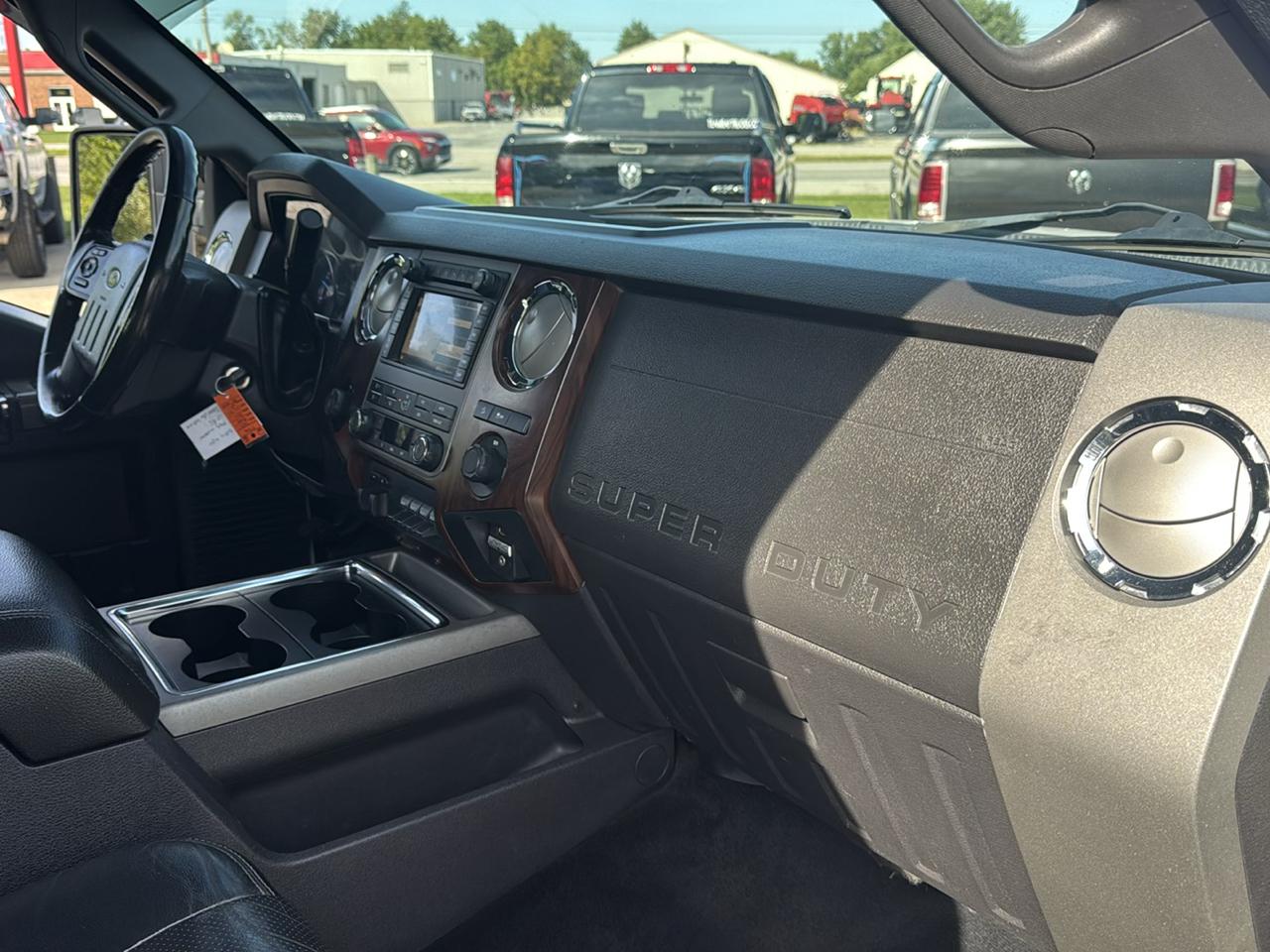 Ford Super Duty F-350 SRW 4WD Crew Cab 156" Lariat 2012