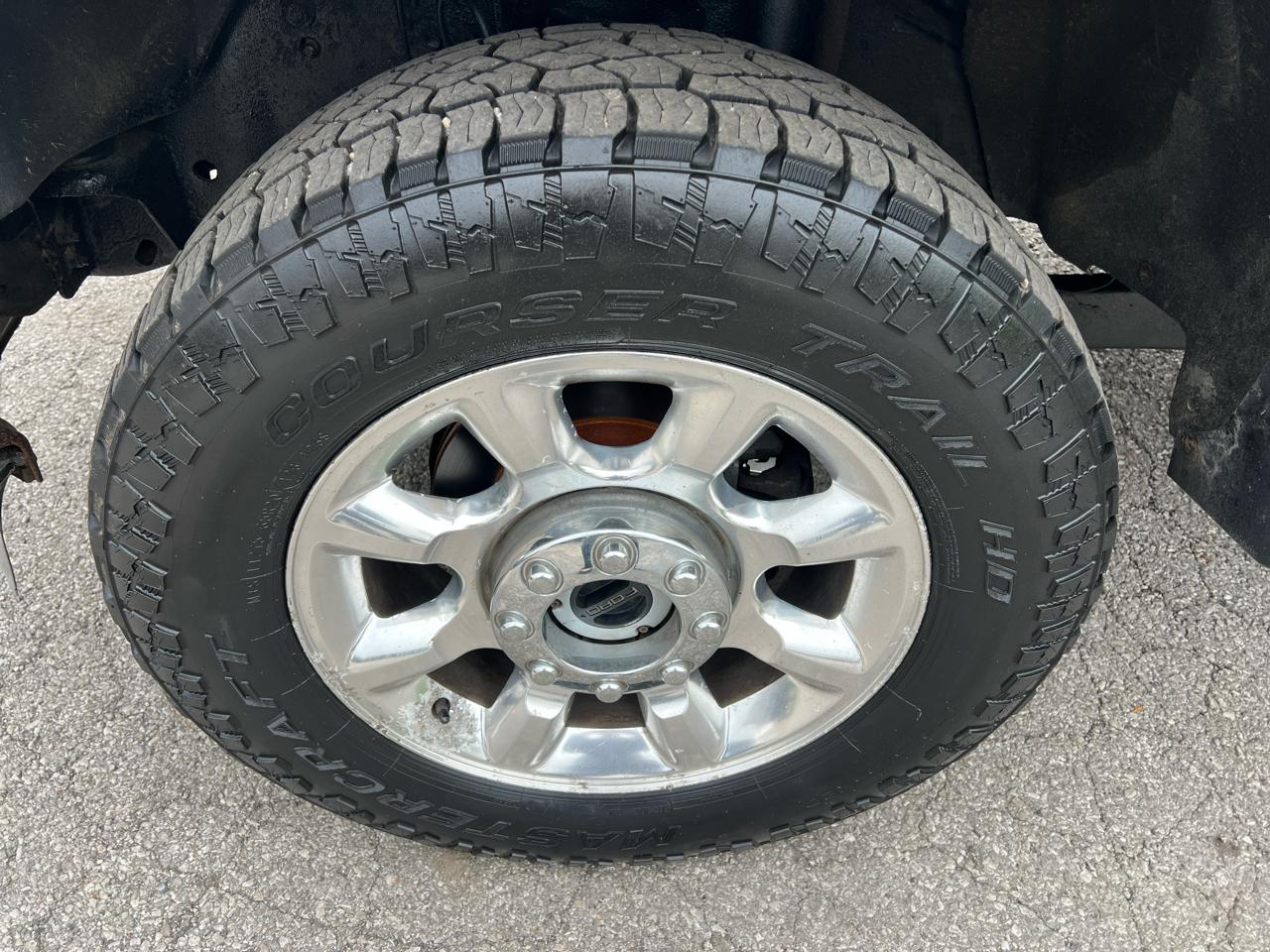 Ford Super Duty F-350 SRW 4WD Crew Cab 156" Lariat 2011