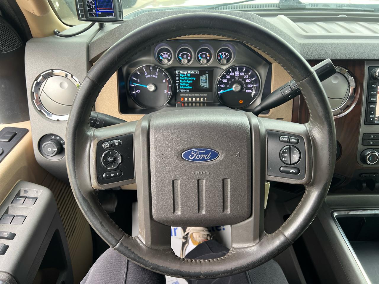 Ford Super Duty F-350 SRW 4WD Crew Cab 156" Lariat 2011