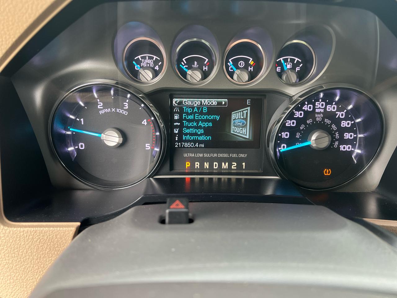 Ford Super Duty F-350 SRW 4WD Crew Cab 156" Lariat 2011