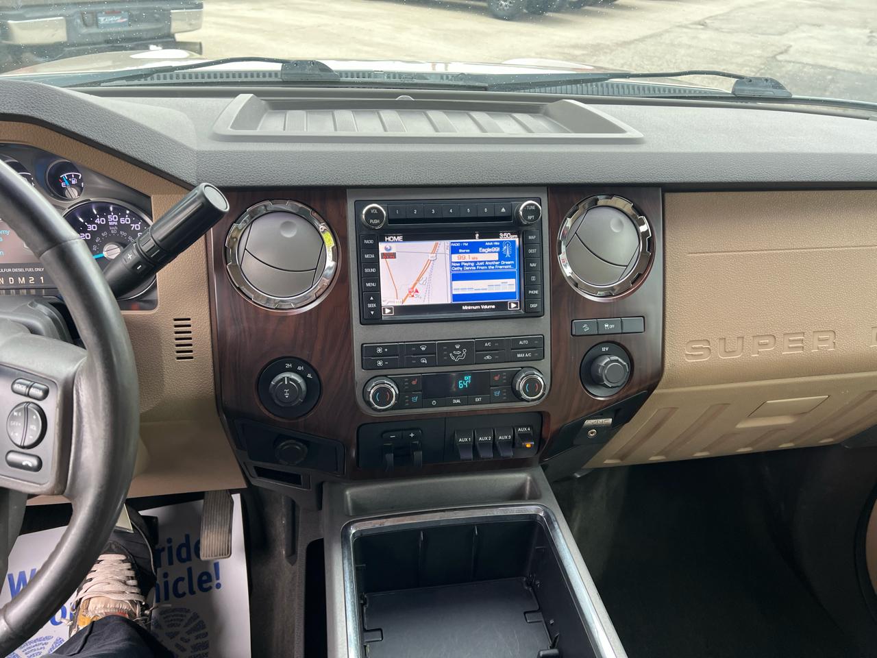 Ford Super Duty F-350 SRW 4WD Crew Cab 156" Lariat 2011