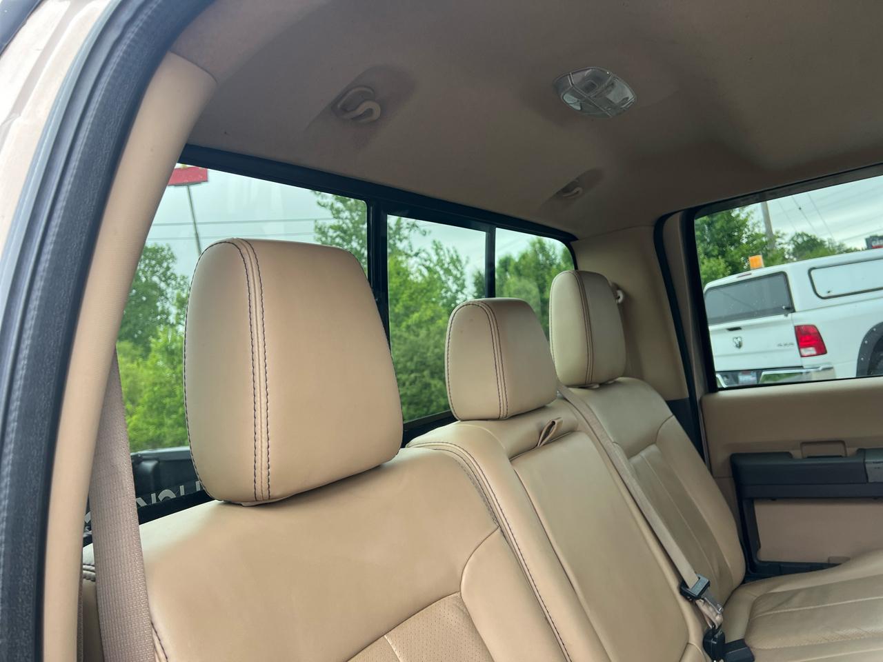 Ford Super Duty F-350 SRW 4WD Crew Cab 156" Lariat 2011