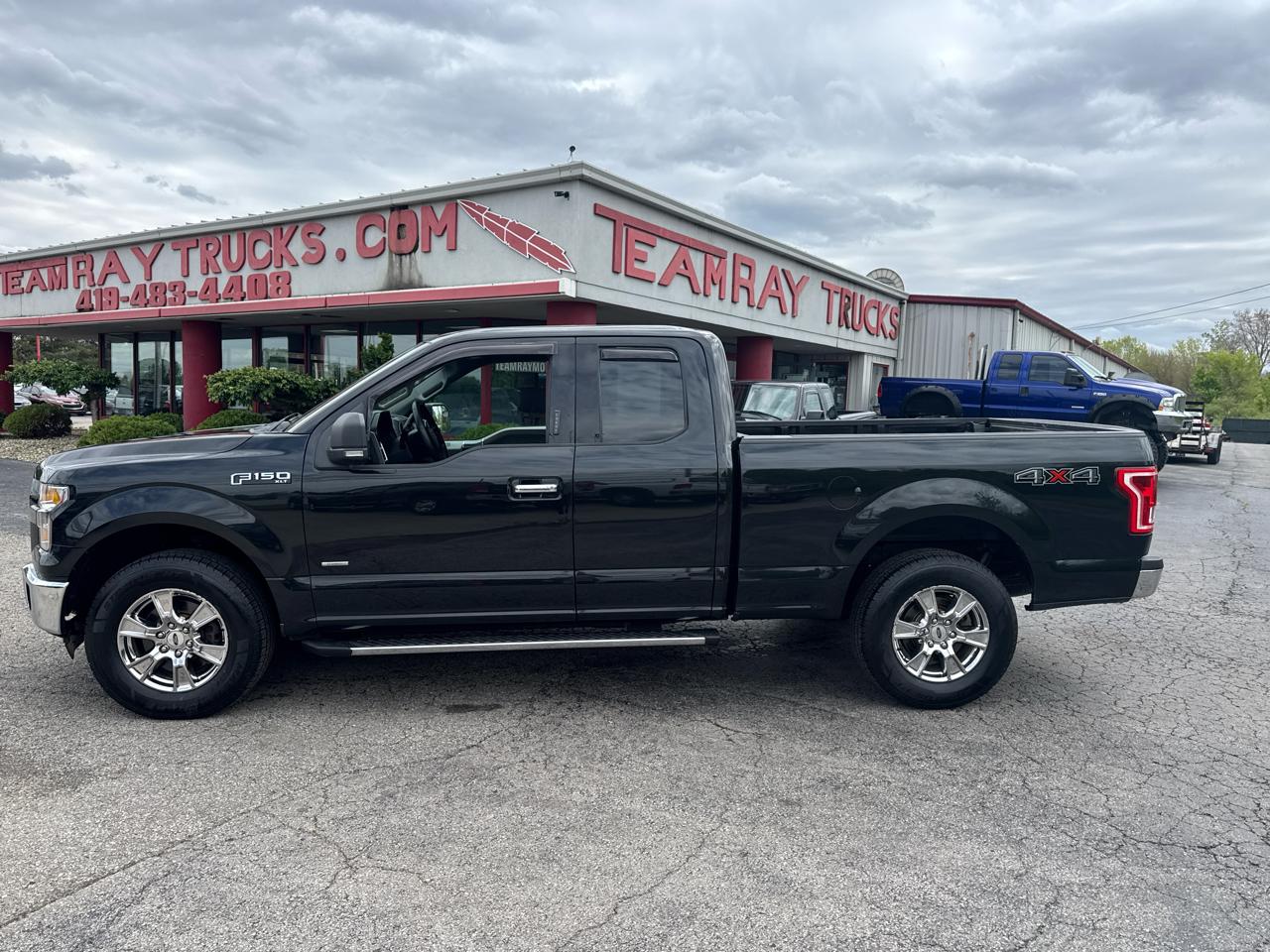 Ford F-150 4WD SuperCab 145" XLT 2015
