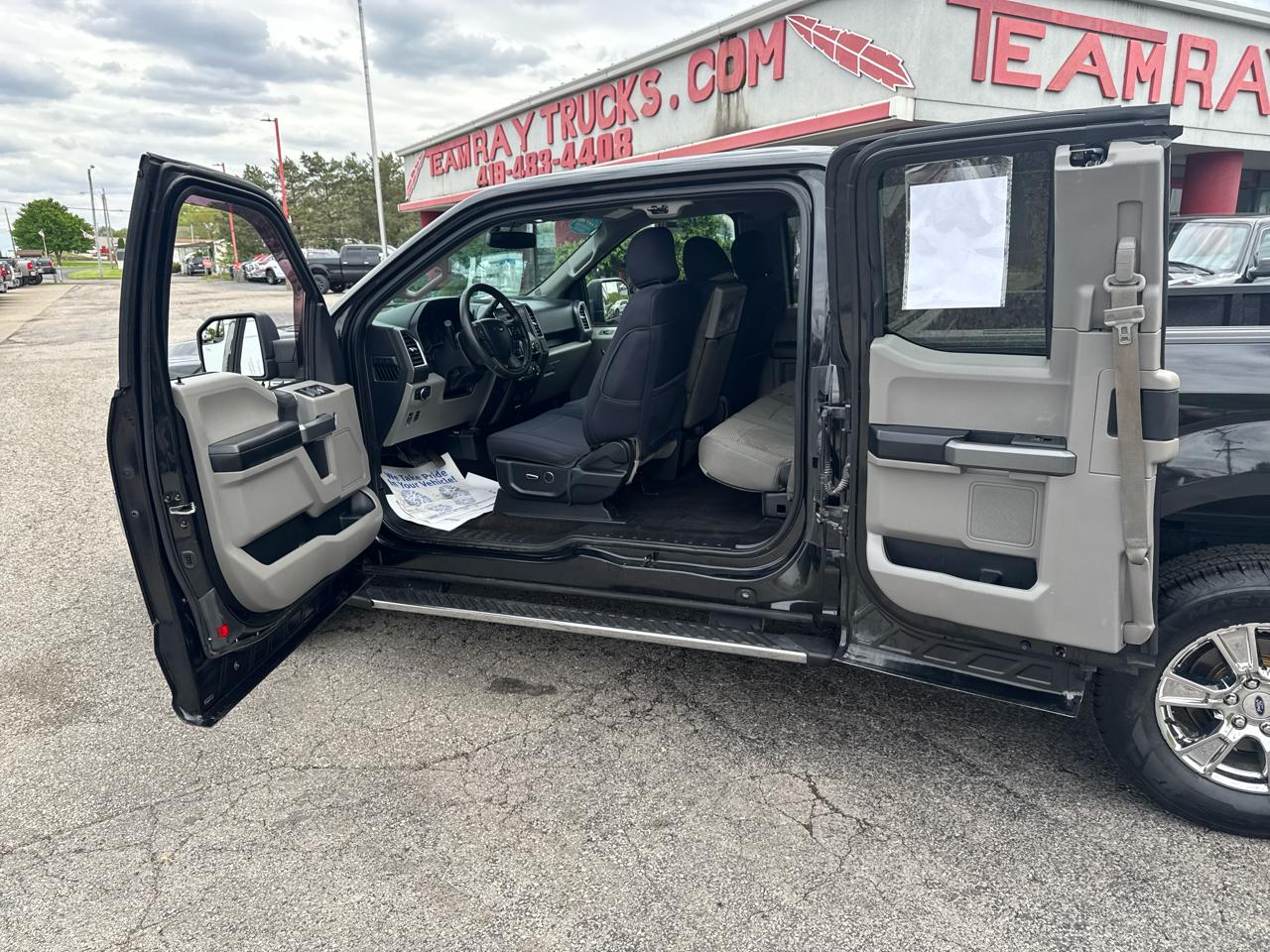 Ford F-150 4WD SuperCab 145" XLT 2015