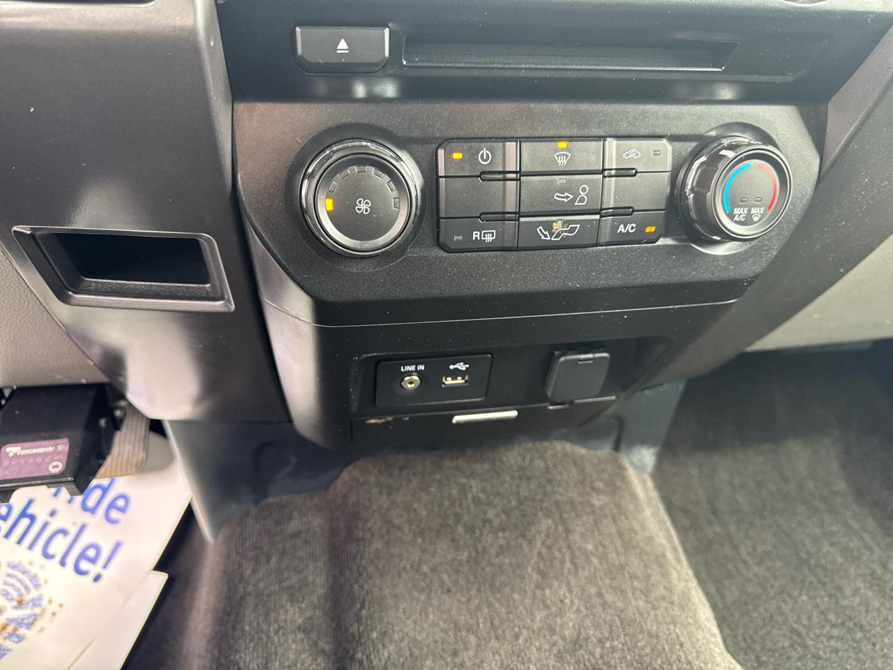 Ford F-150 4WD SuperCab 145" XLT 2015