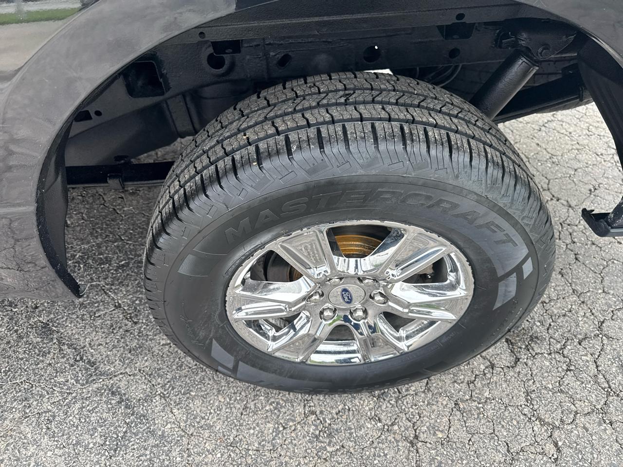Ford F-150 4WD SuperCab 145" XLT 2015