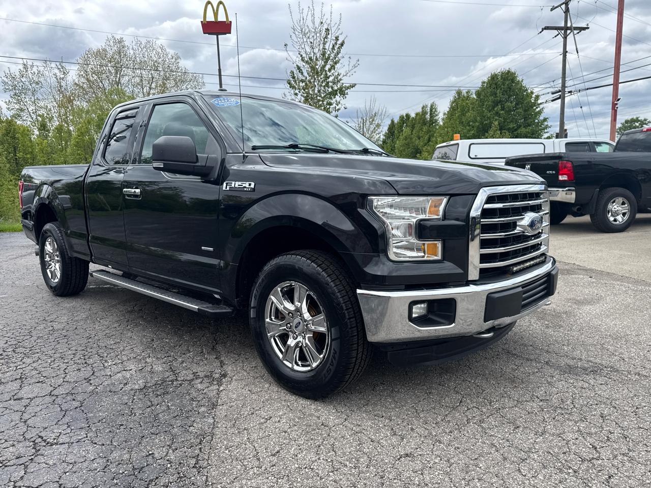 Ford F-150 4WD SuperCab 145" XLT 2015
