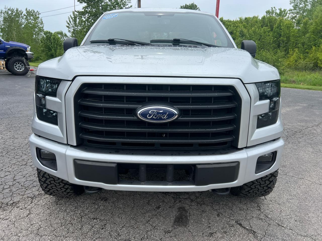 Ford F-150 4WD SuperCrew 157" XLT 2015