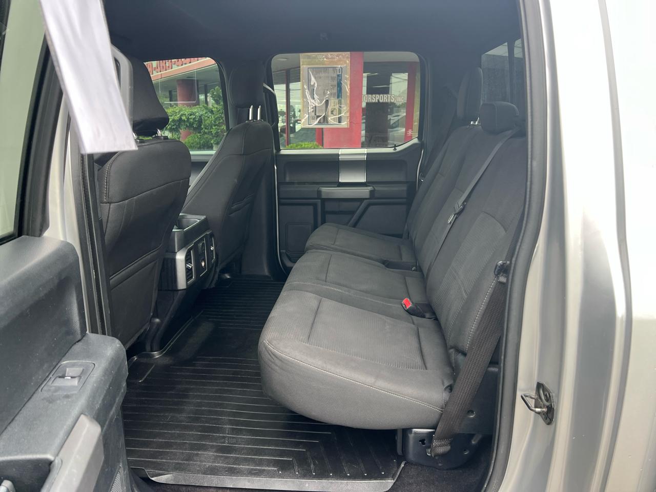 Ford F-150 4WD SuperCrew 157" XLT 2015