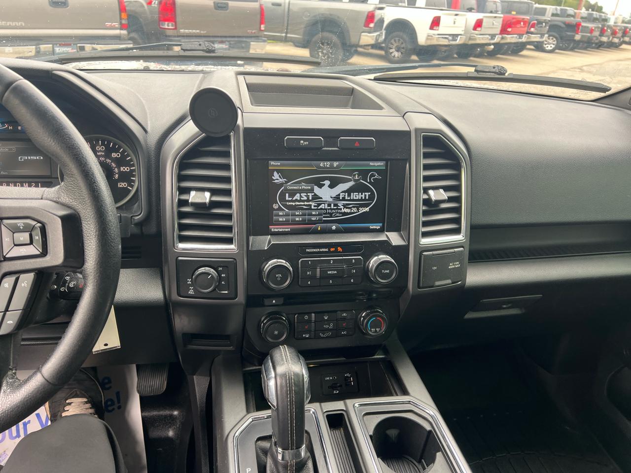 Ford F-150 4WD SuperCrew 157" XLT 2015