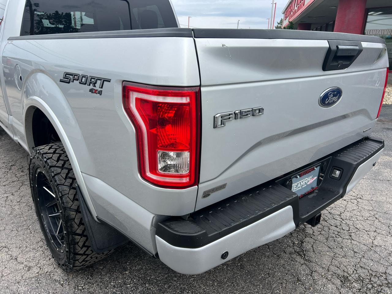 Ford F-150 4WD SuperCrew 157" XLT 2015