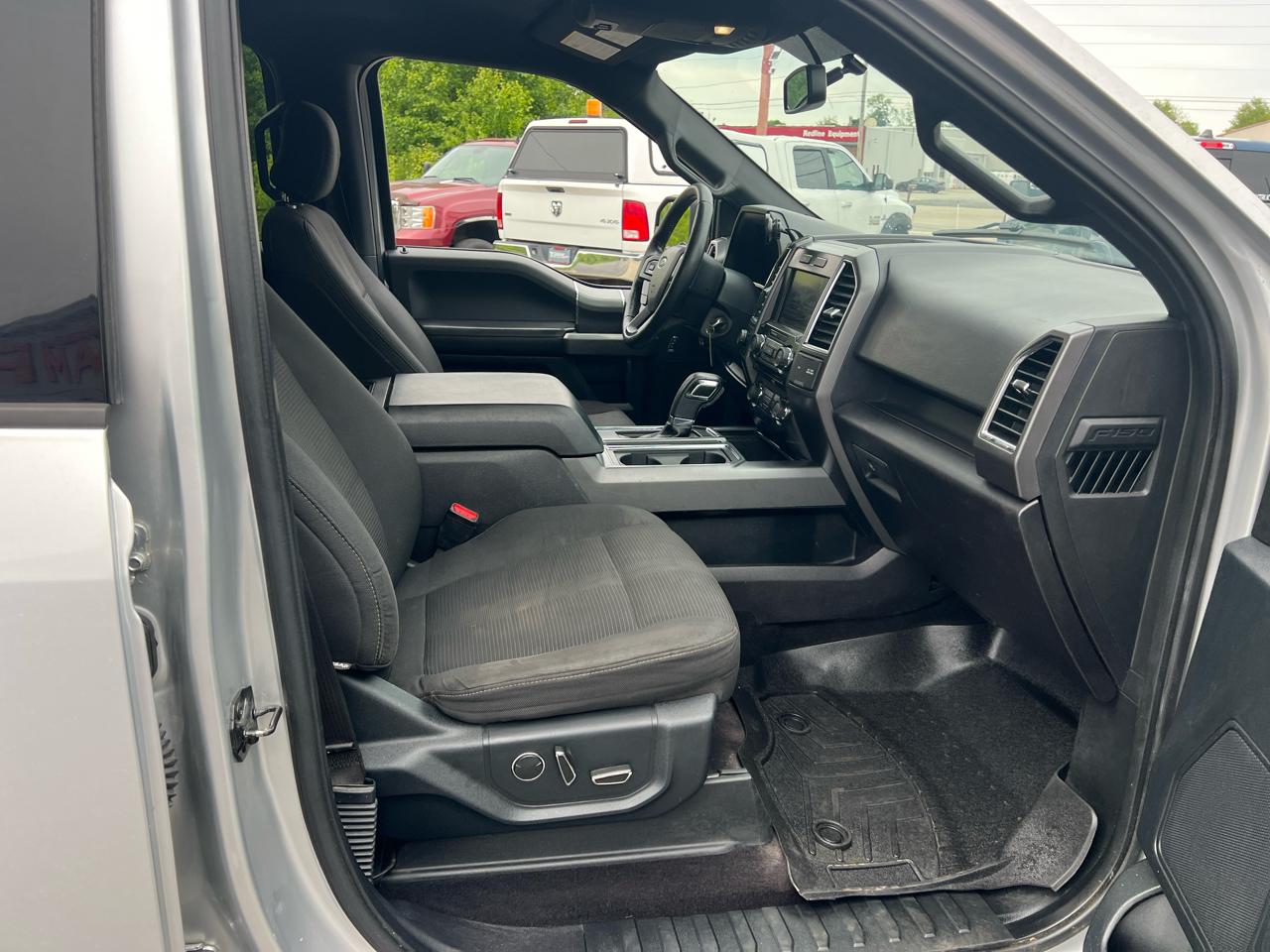 Ford F-150 4WD SuperCrew 157" XLT 2015