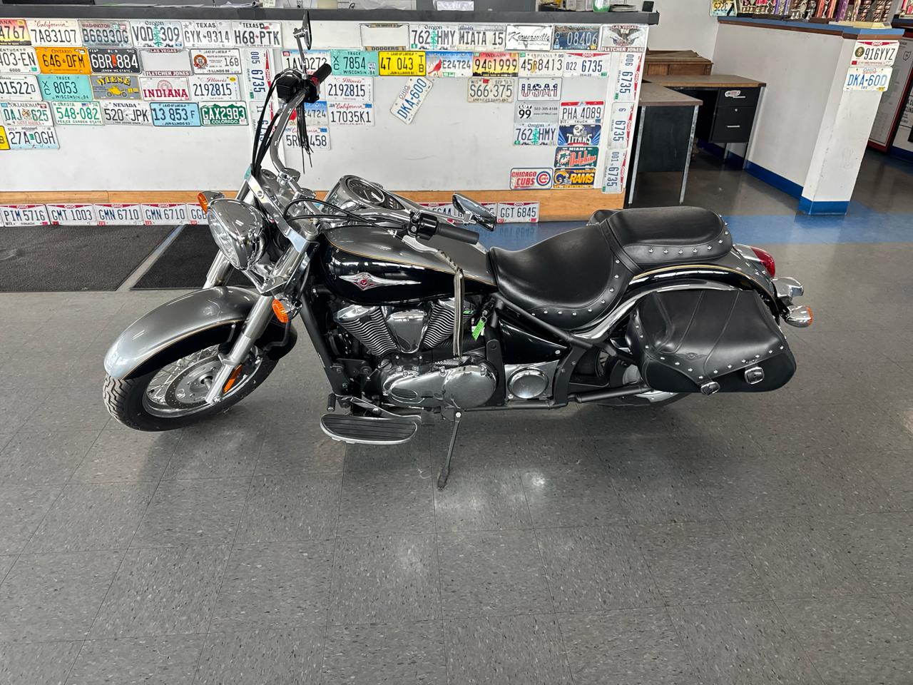 Kawasaki VN900D  2012