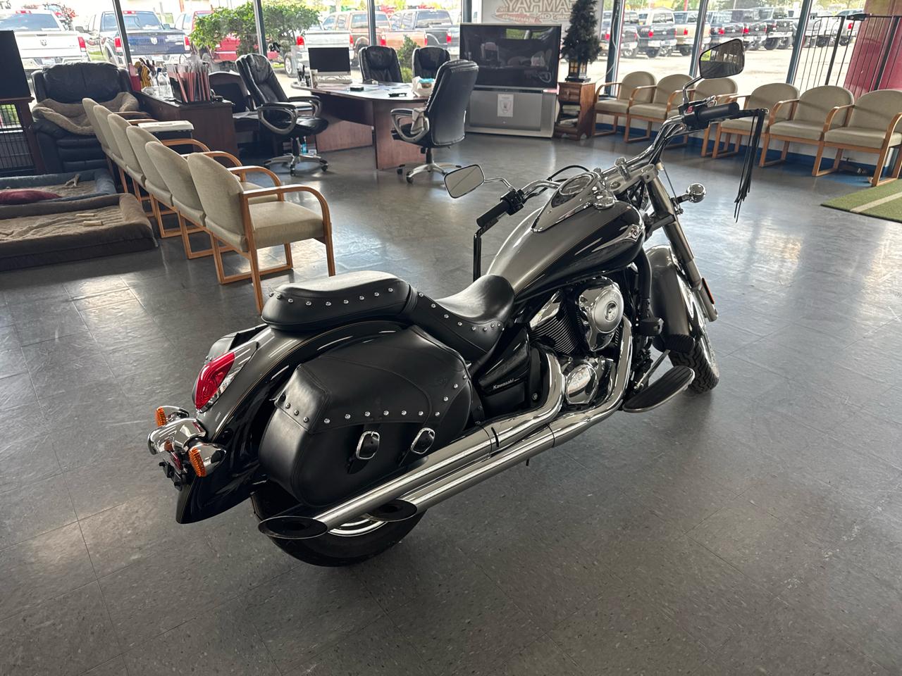 Kawasaki VN900D  2012