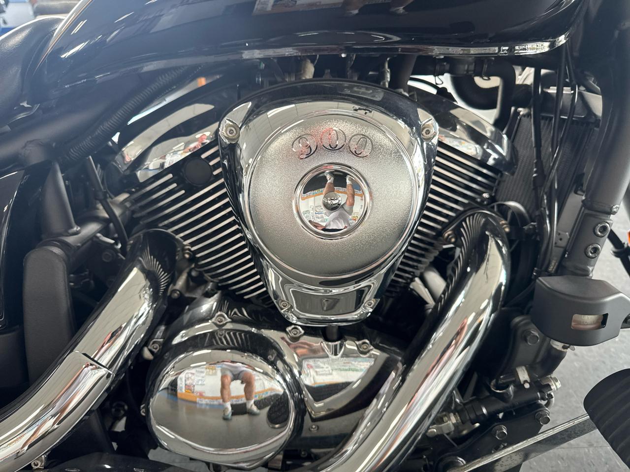 Kawasaki VN900D  2012