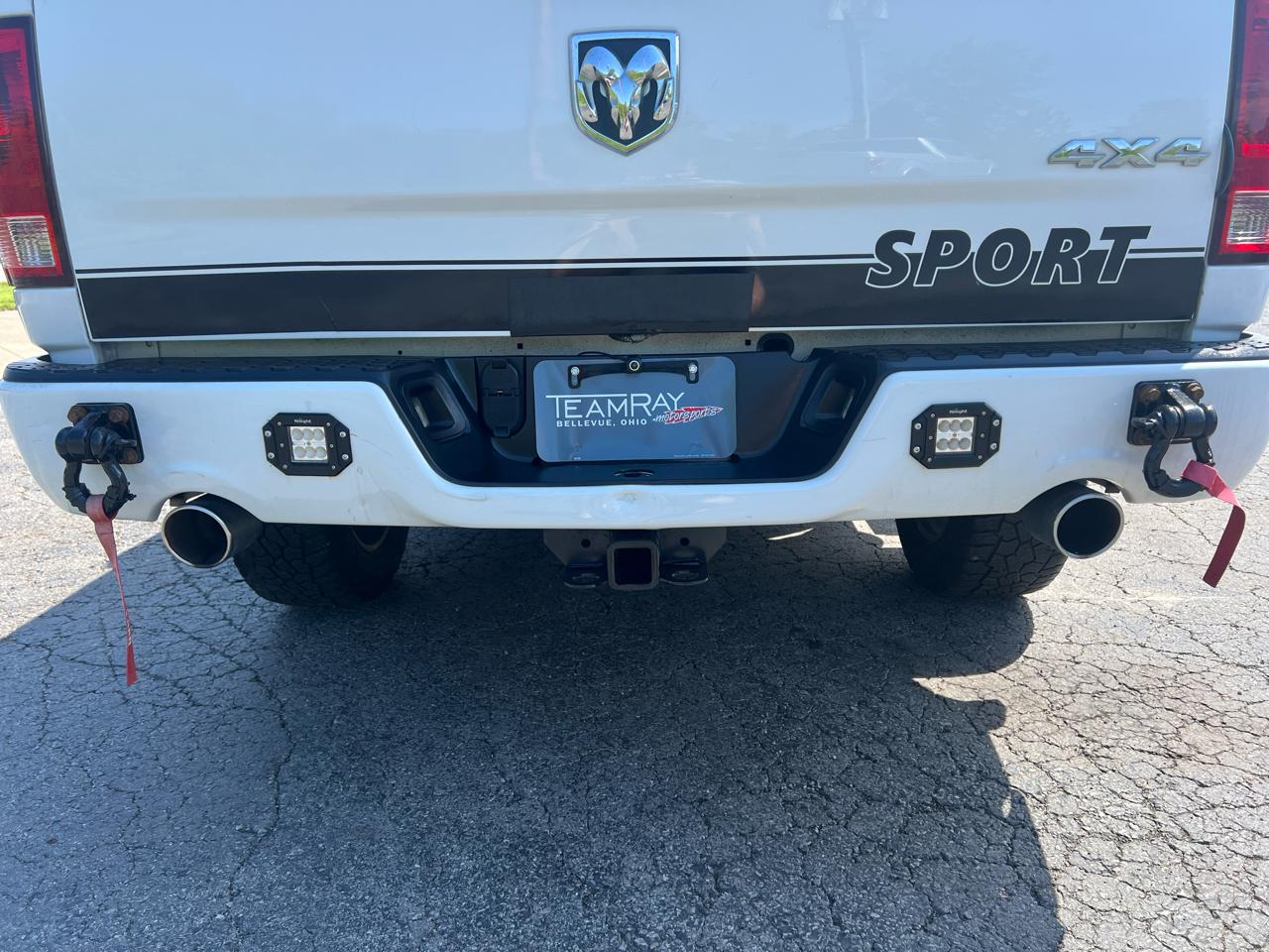 RAM 1500 4WD Crew Cab 140.5" Express 2013