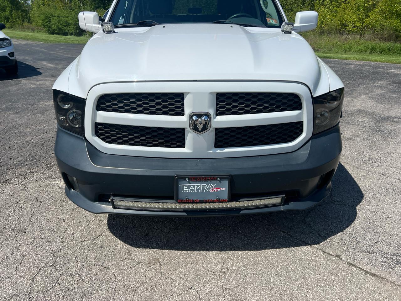 RAM 1500 4WD Crew Cab 140.5" Express 2013