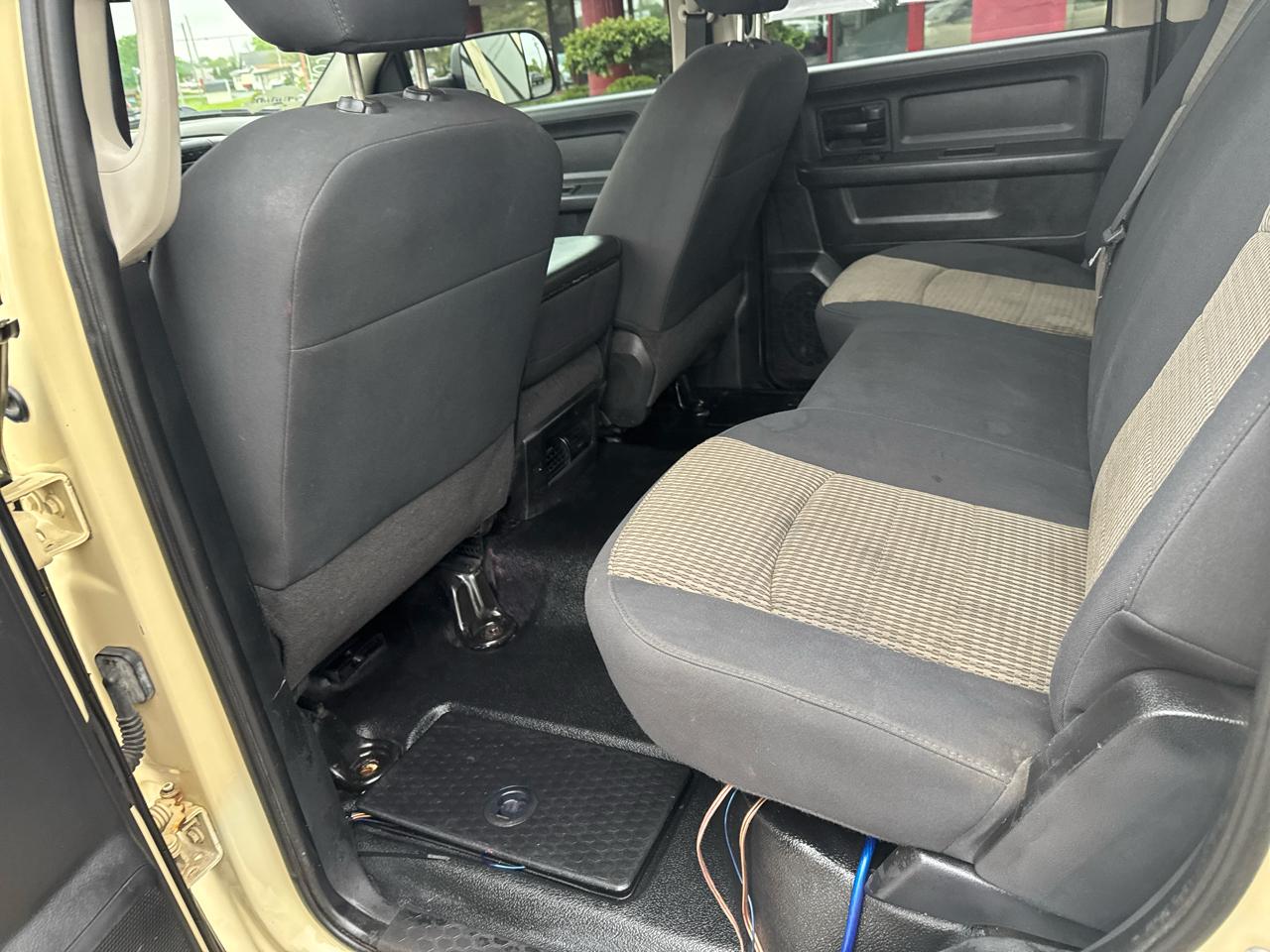 RAM 2500 4WD Crew Cab 149" ST 2012