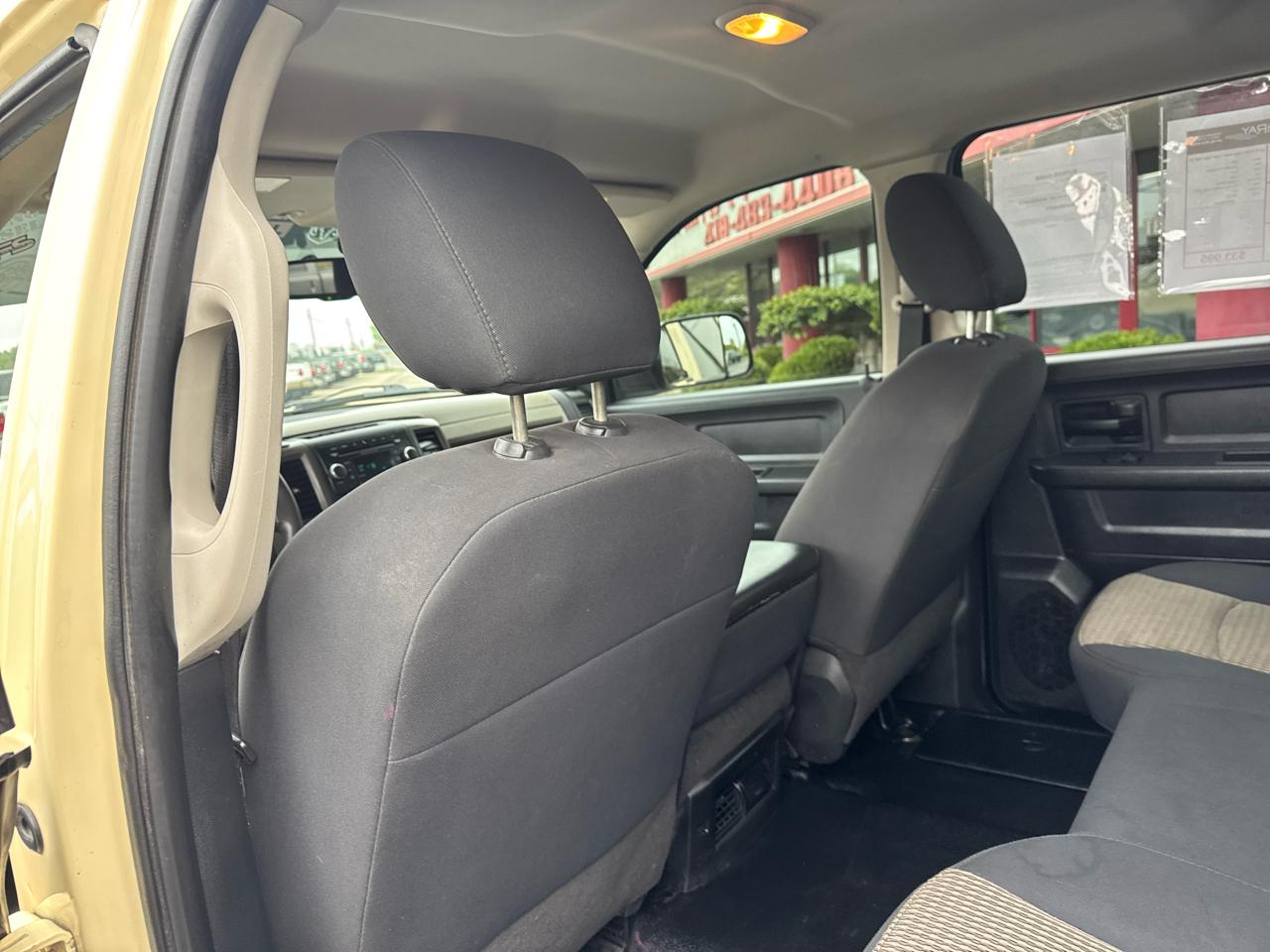 RAM 2500 4WD Crew Cab 149" ST 2012