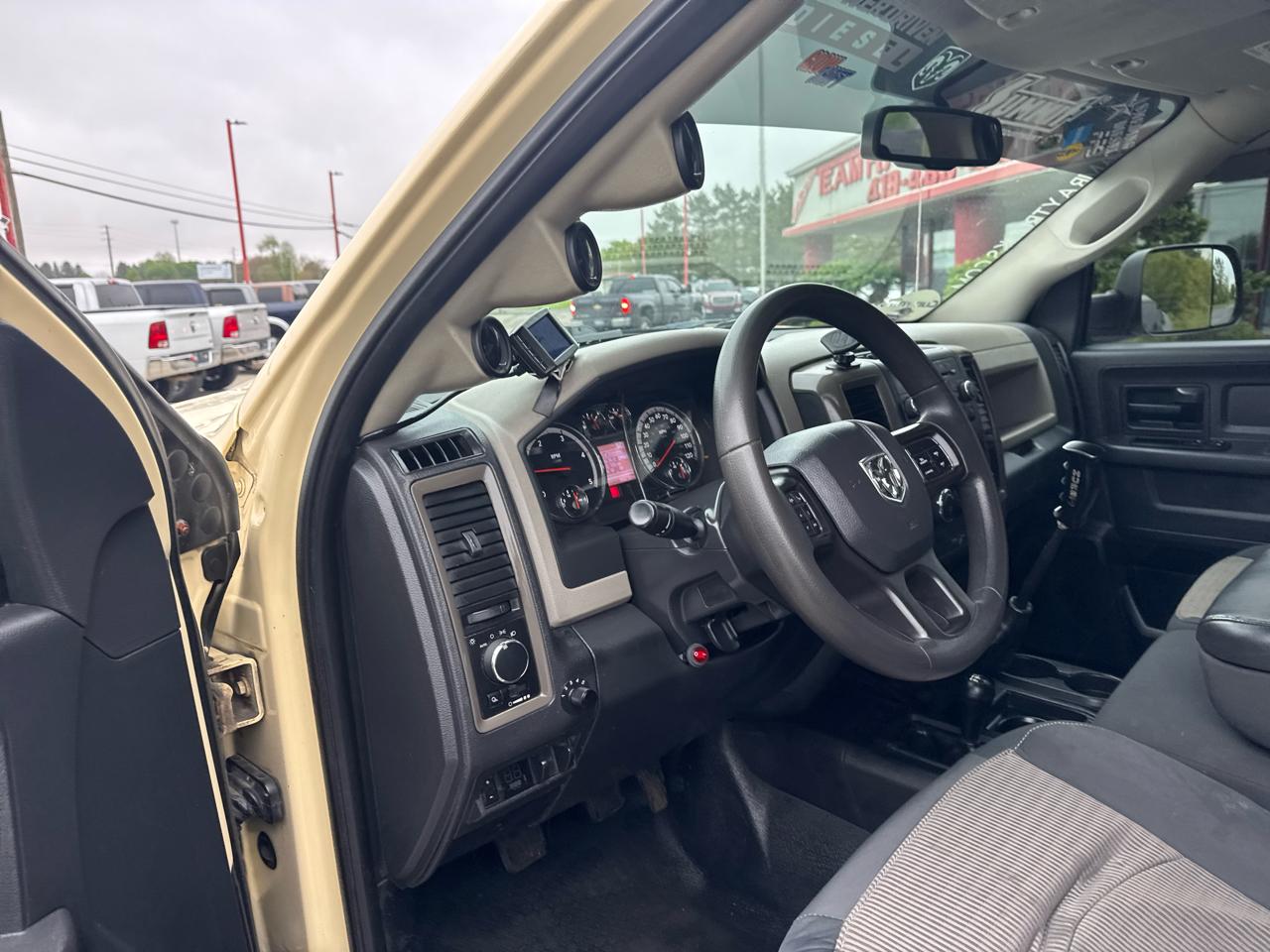 RAM 2500 4WD Crew Cab 149" ST 2012