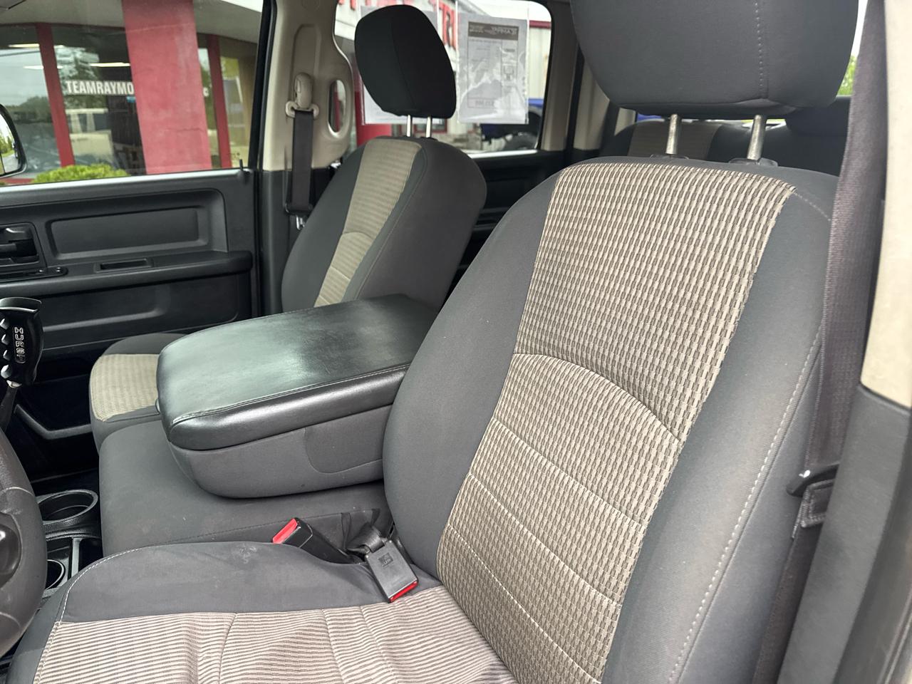 RAM 2500 4WD Crew Cab 149" ST 2012