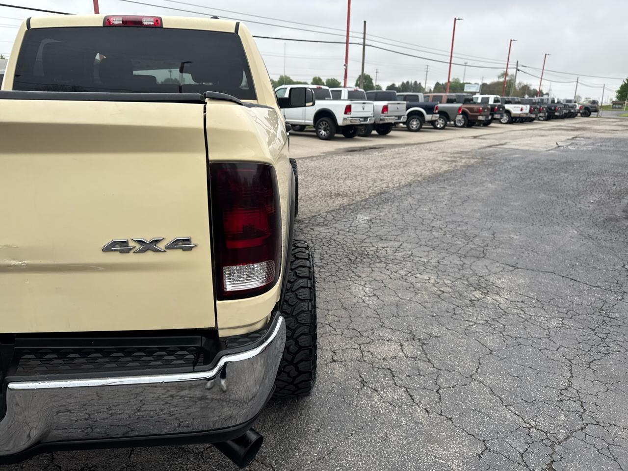 RAM 2500 4WD Crew Cab 149" ST 2012