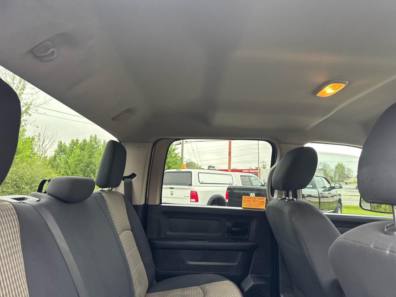 RAM 2500 4WD Crew Cab 149" ST 2012