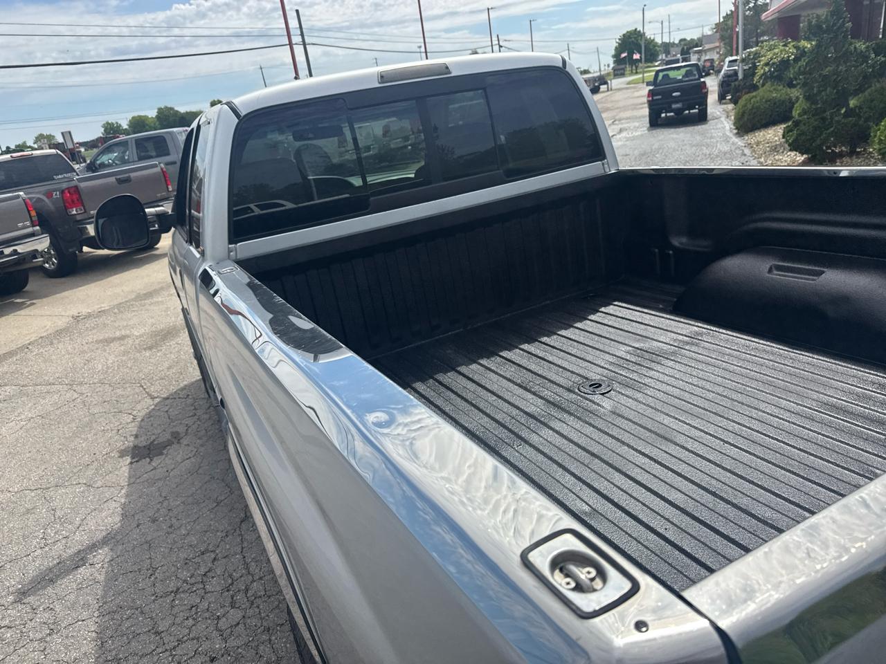 Dodge Ram 2500 4dr Quad Cab 139" WB HD 4WD 2001
