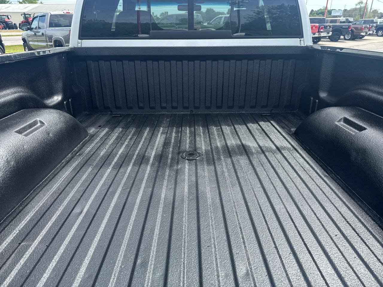 Dodge Ram 2500 4dr Quad Cab 139" WB HD 4WD 2001