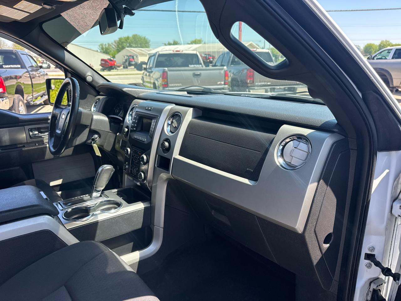 Ford F-150 4WD SuperCrew 145" FX4 2014