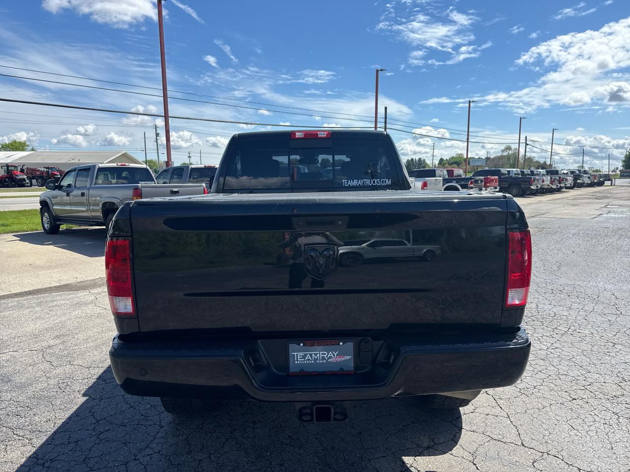 RAM 2500 Big Horn 4x4 Crew Cab 6'4" Box 2017