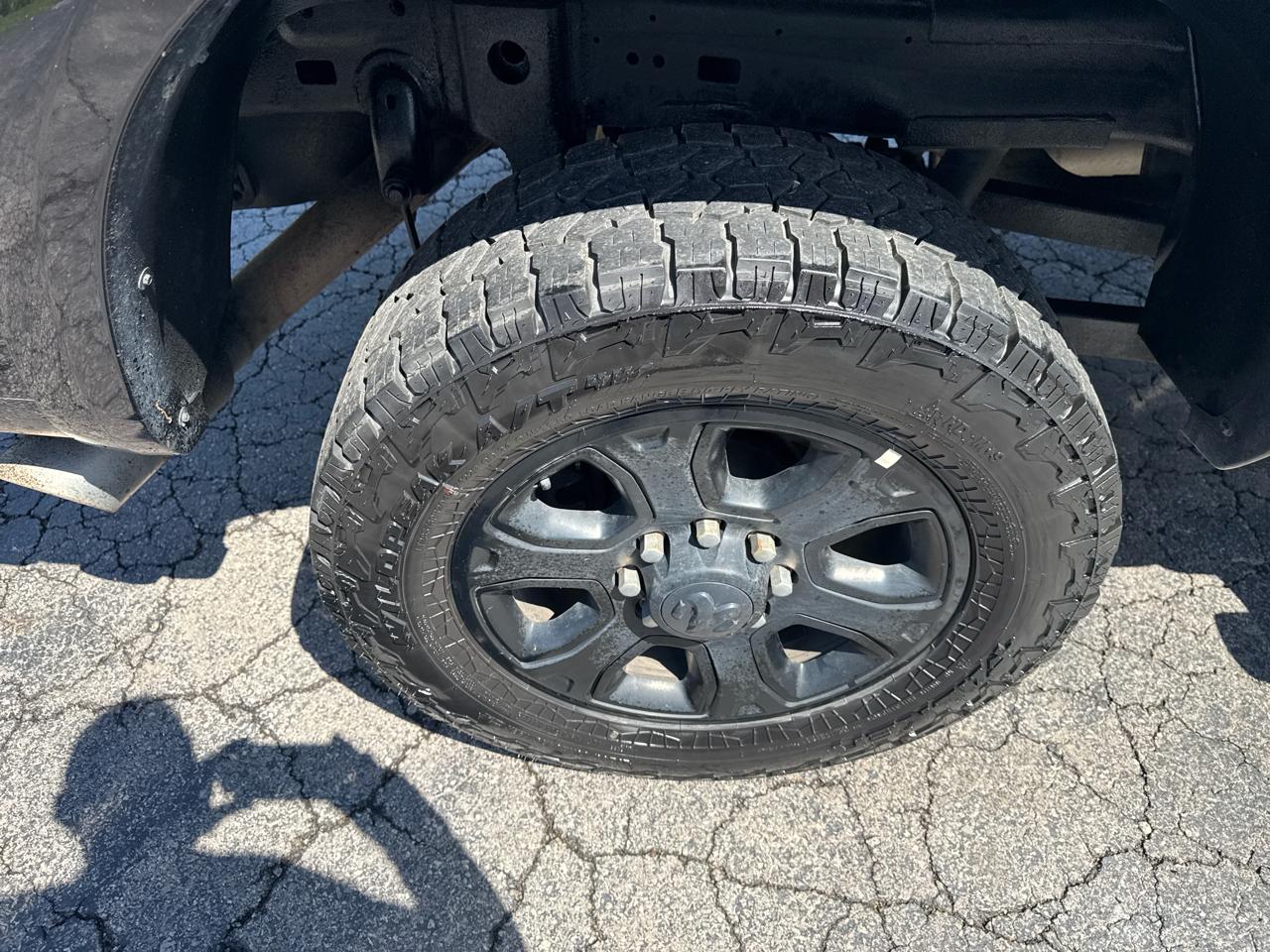 RAM 2500 Big Horn 4x4 Crew Cab 6'4" Box 2017