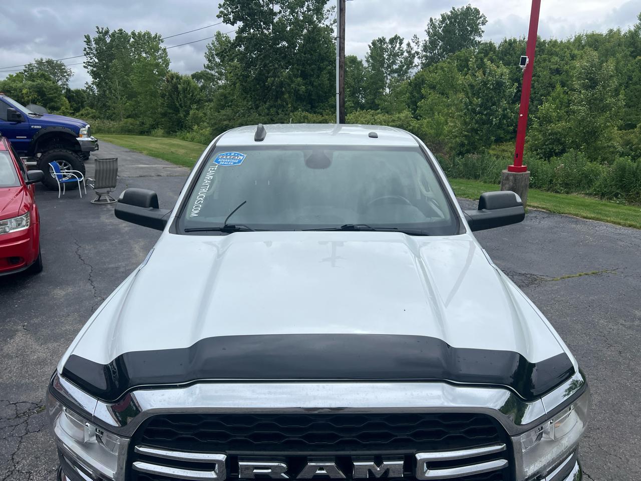RAM 2500 Tradesman 4x4 Crew Cab 6'4" Box 2019