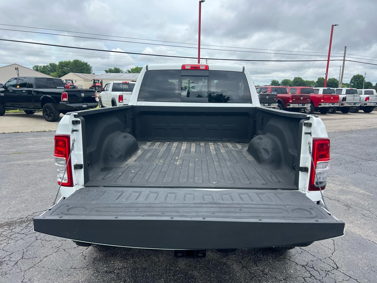 RAM 2500 Tradesman 4x4 Crew Cab 6'4" Box 2019