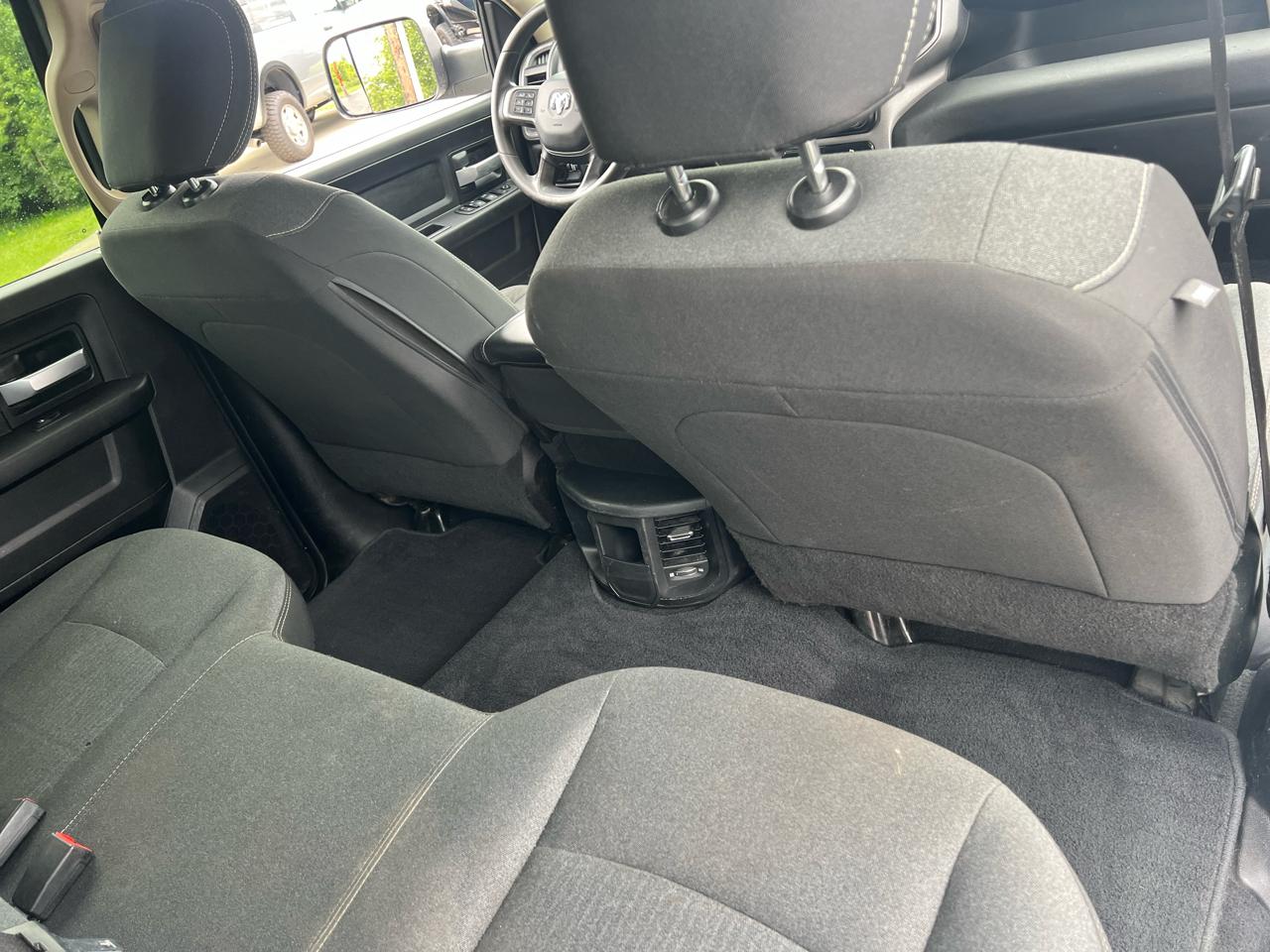 RAM 2500 Tradesman 4x4 Crew Cab 6'4" Box 2019