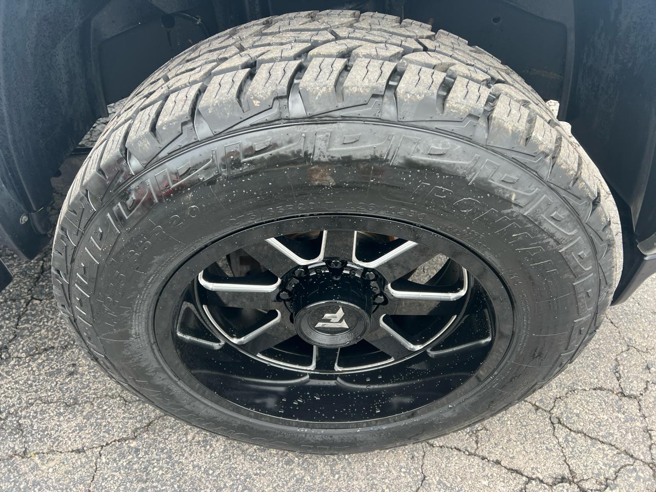RAM 2500 Tradesman 4x4 Crew Cab 6'4" Box 2019