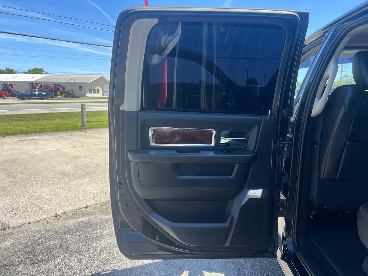 RAM 2500 4WD Crew Cab 149" Laramie 2011